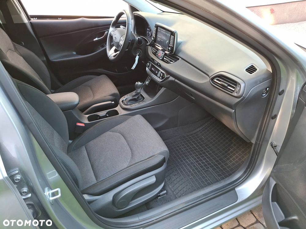 Hyundai i30 1.0 T-GDI Comfort DCT - 16
