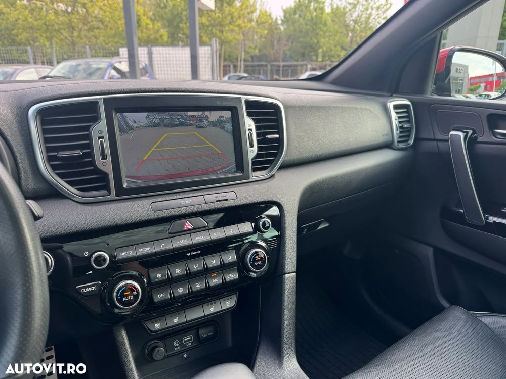 Kia Sportage 1.6 T-GDI 7DCT 4x4 GT Line - 9