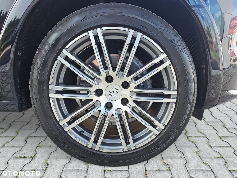 Porsche Cayenne Diesel Platinum Edition - 14