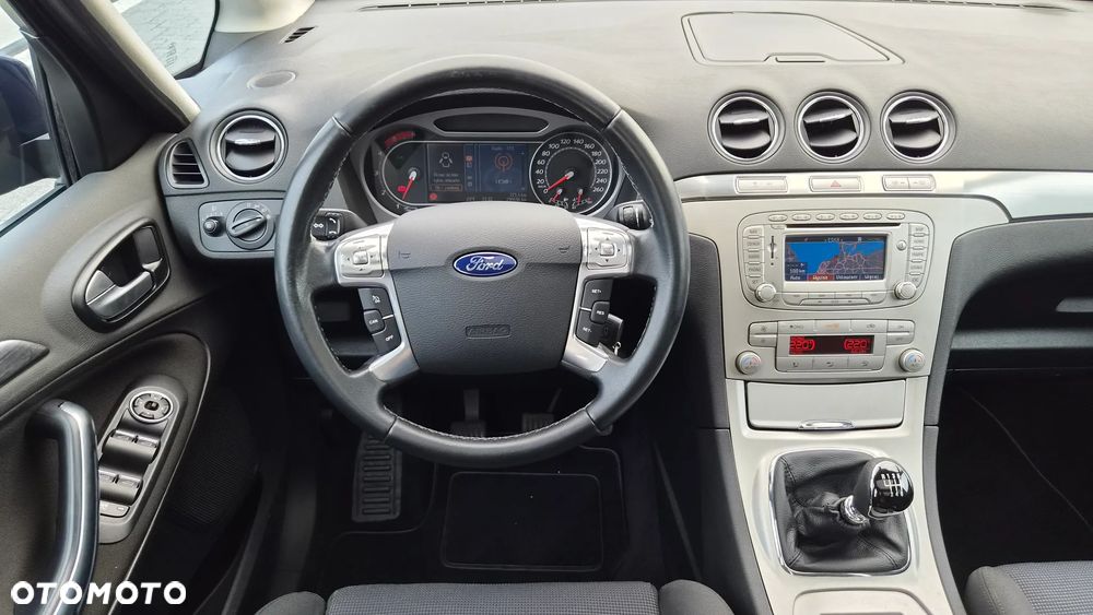 Ford S-Max 2.0 TDCi DPF Titanium - 12
