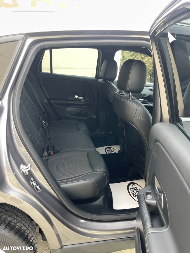 Mercedes-Benz GLA 180 d 8G-DCT Style - 25