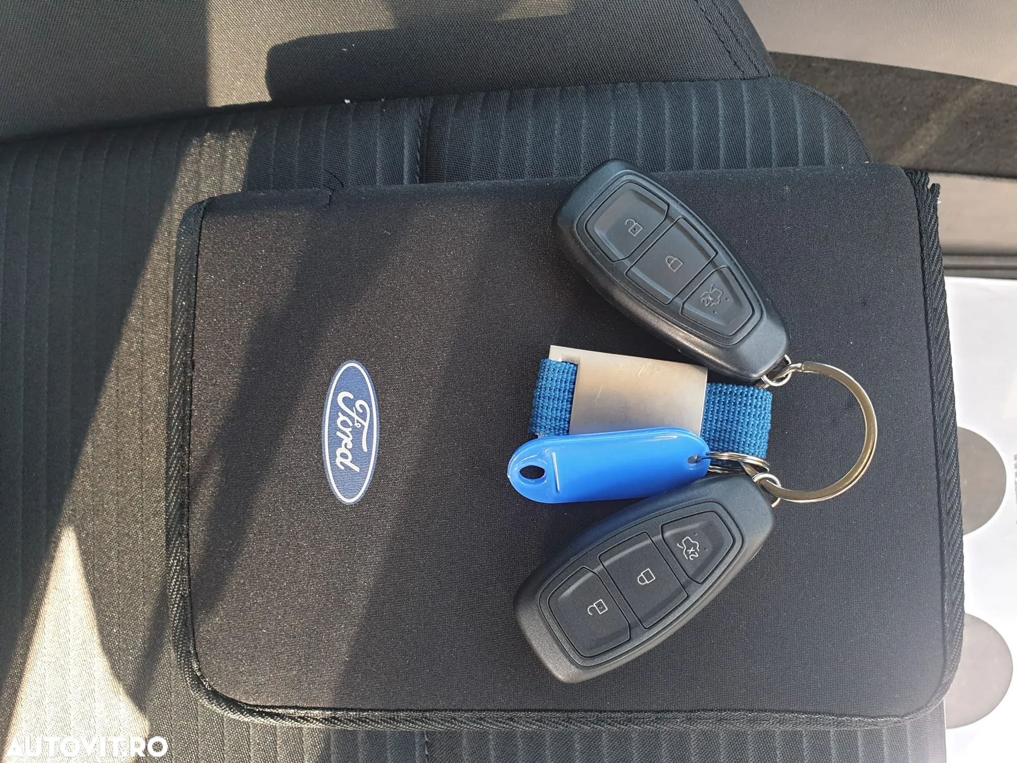 Ford Focus 1.5 EcoBlue Titanium Business - 38