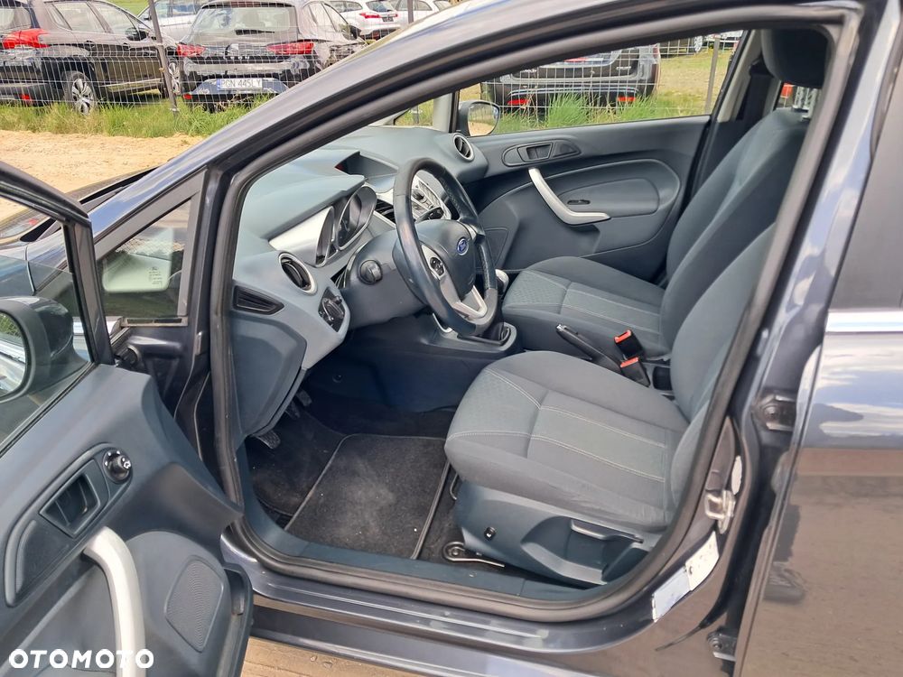 Ford Fiesta 1.25 Viva - 11