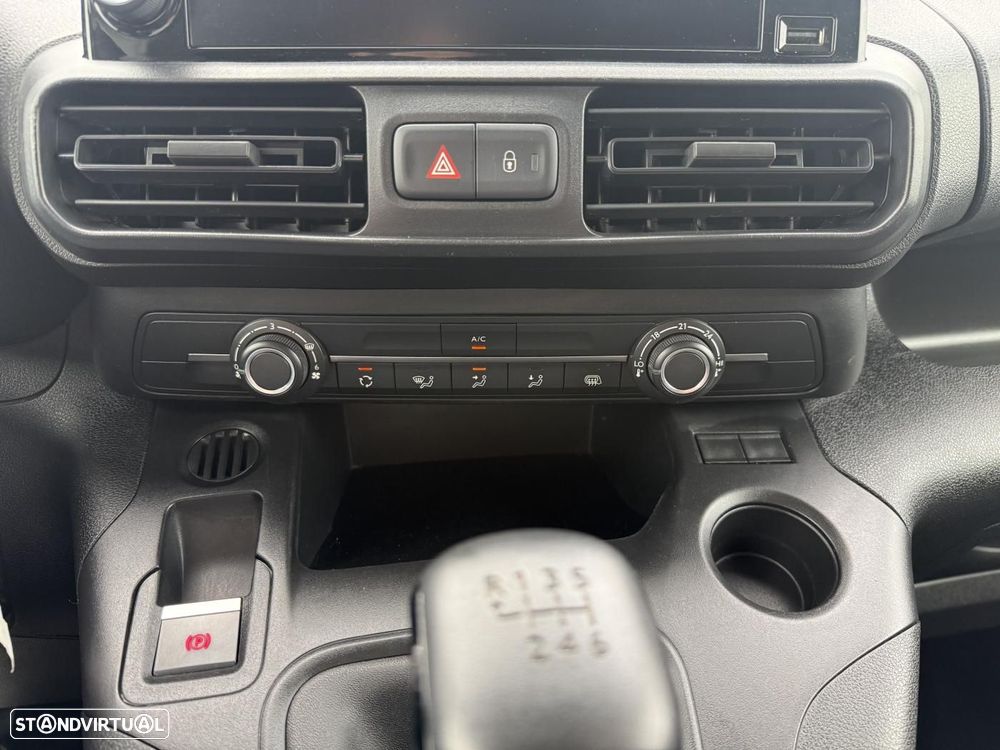 Citroën Berlingo BERLINGO 1.5 BLUE-HDI XL LONGA - 28