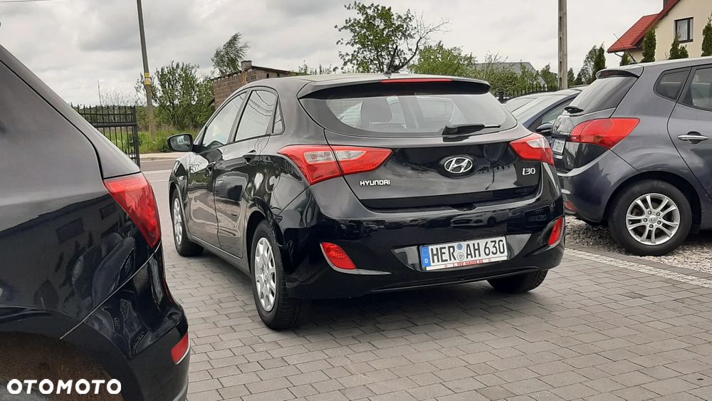 Hyundai i30 1.4 Trend - 6