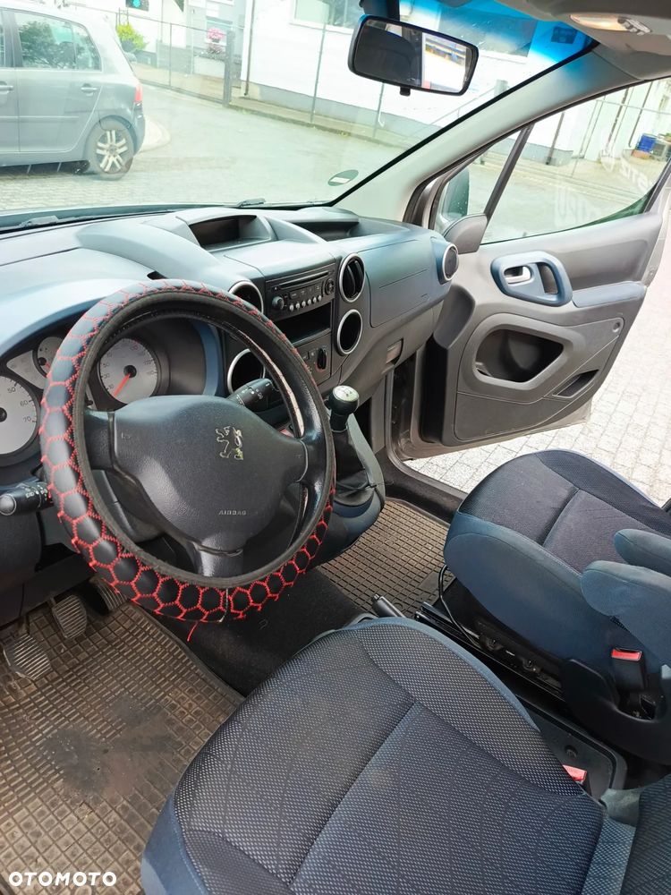 Peugeot Partner - 13