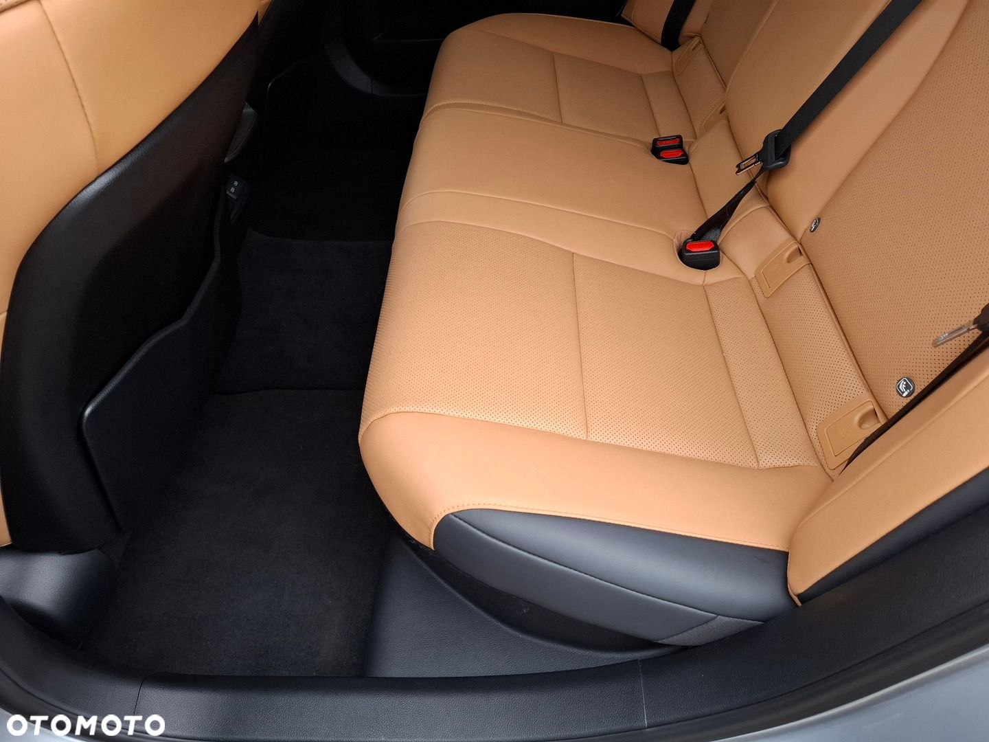 Lexus ES - 18