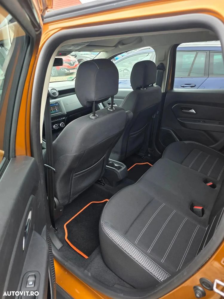 Dacia Duster 1.5 Blue dCi 4WD Prestige - 6