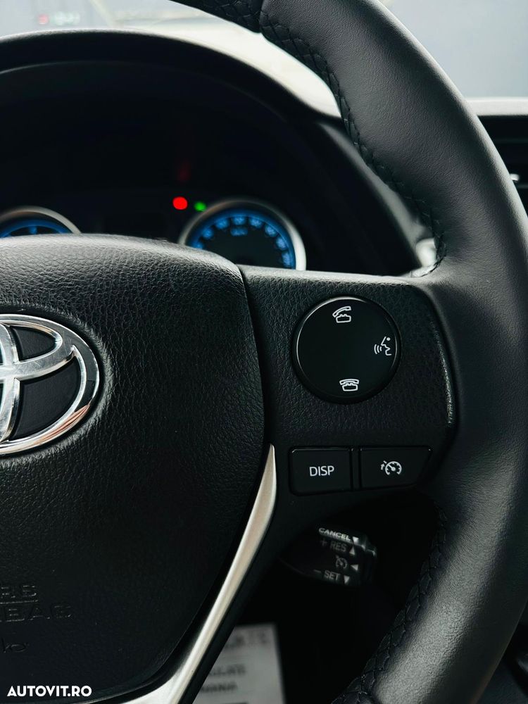 Toyota Auris 1.6 Valvematic Edition - 31