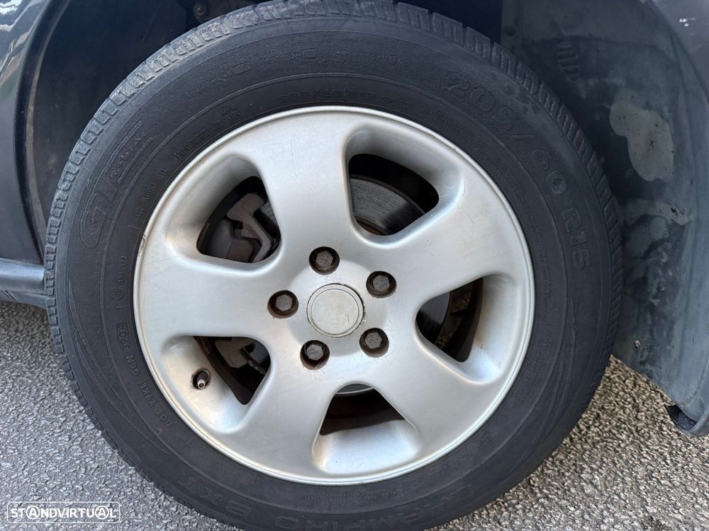 Audi A4 1.6 Plus - 14