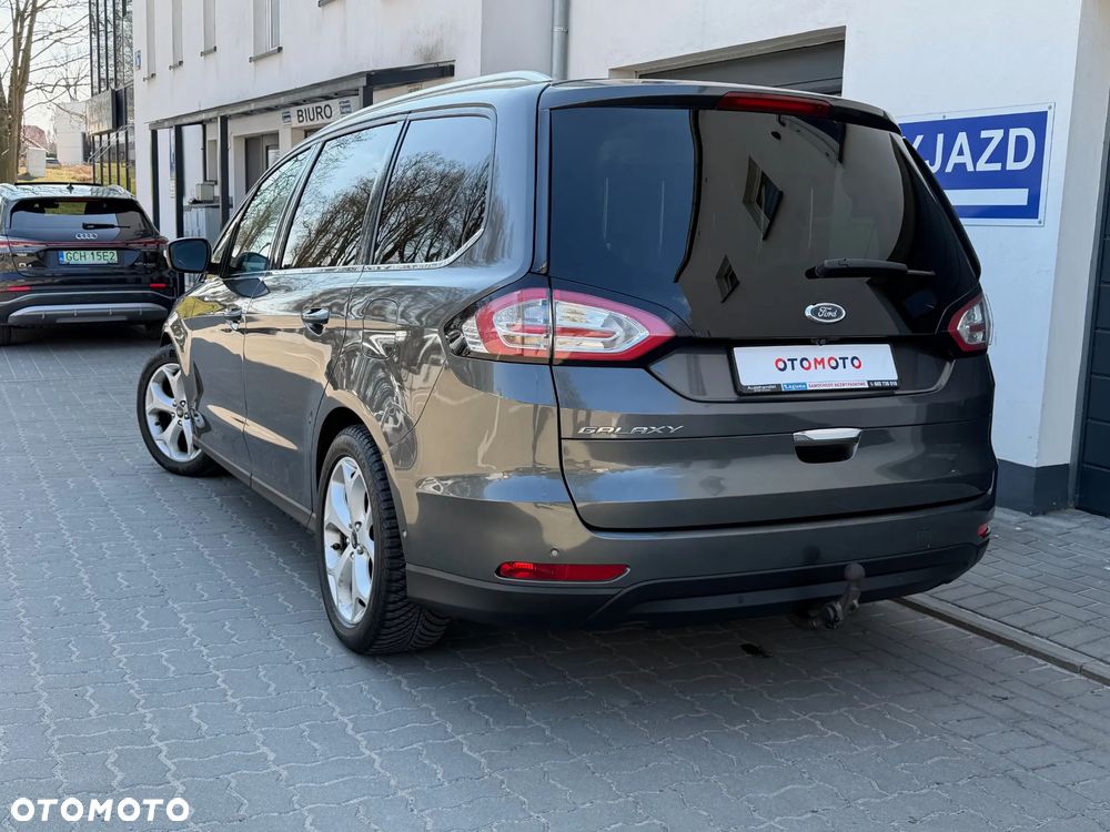 Ford Galaxy 2.0 EcoBlue 4WD Titanium - 27