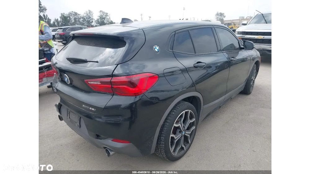 BMW X2 - 4