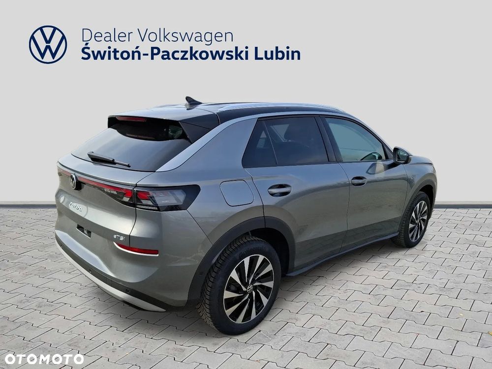 Volkswagen T-Roc - 5