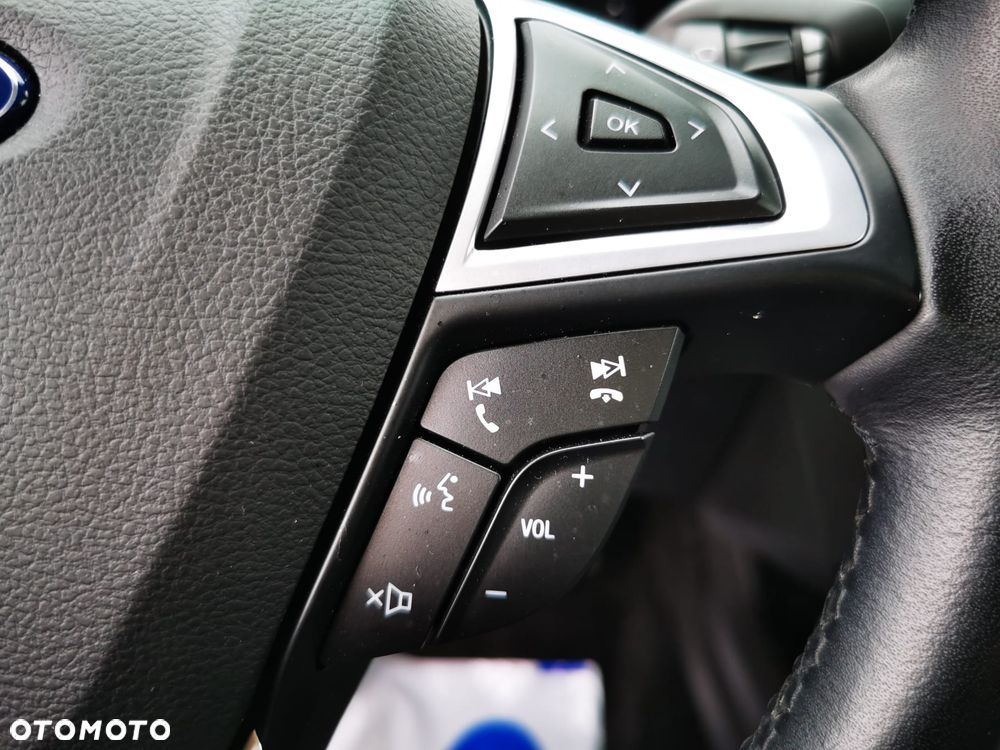 Ford Mondeo 2.0 Hybrid Titanium - 27