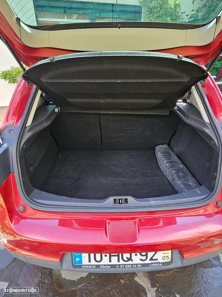 Renault Mégane 1.5 dCi Dynamique - 5