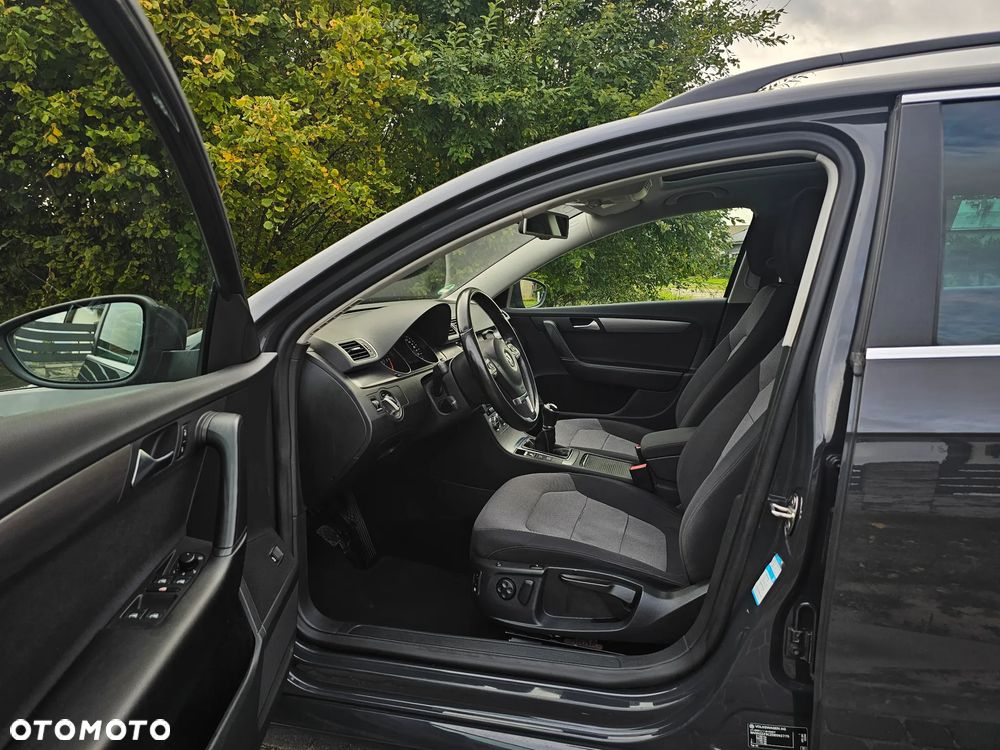 Volkswagen Passat - 7