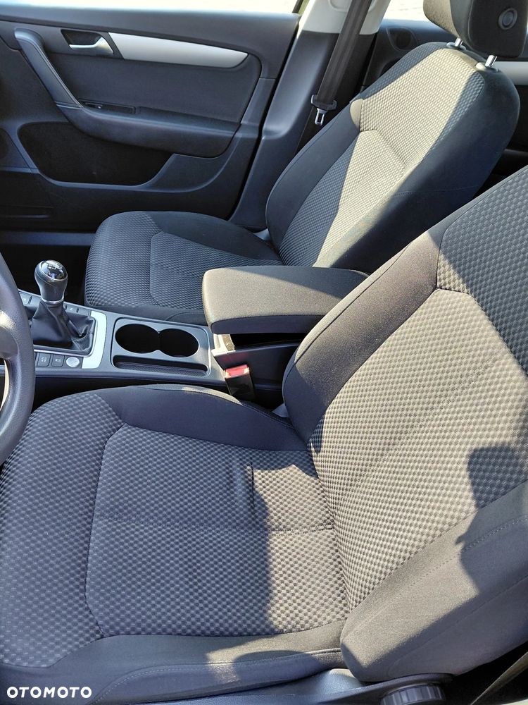 Volkswagen Passat 1.4 TSI Trendline - 22