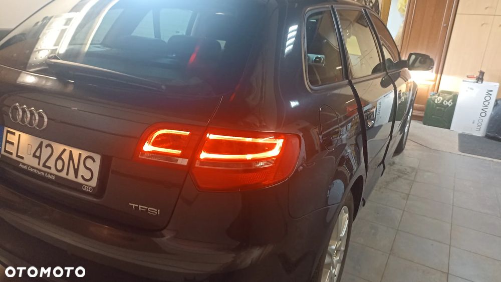 Audi A3 Sportback 1.2 TFSI Attraction - 7