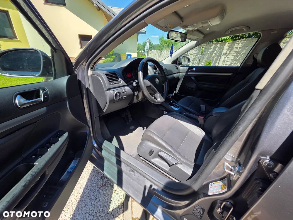 Volkswagen Jetta - 10