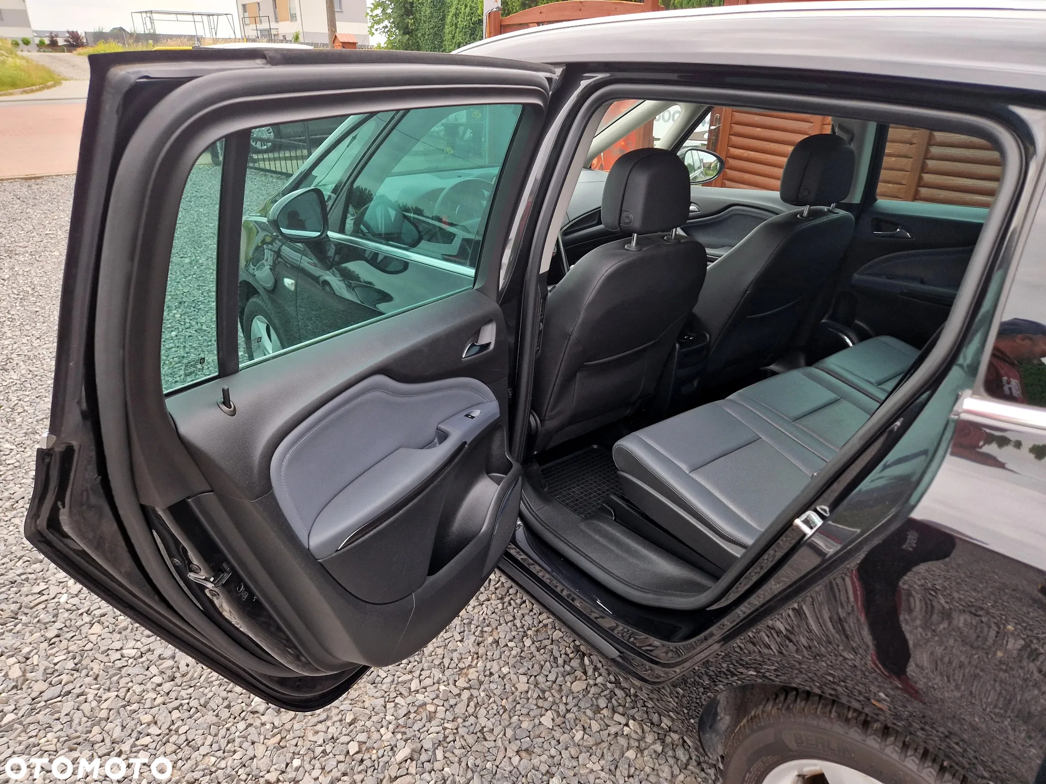 Opel Zafira 1.4 T Cosmo - 25