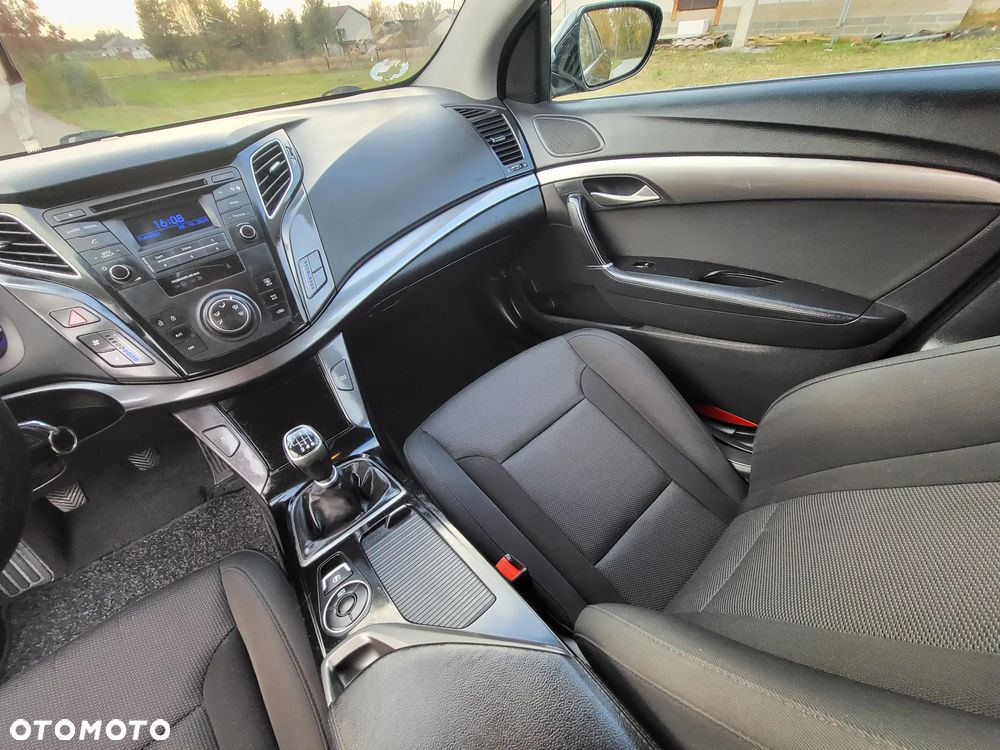 Hyundai i40 1.6 GDI BlueDrive Comfort - 23