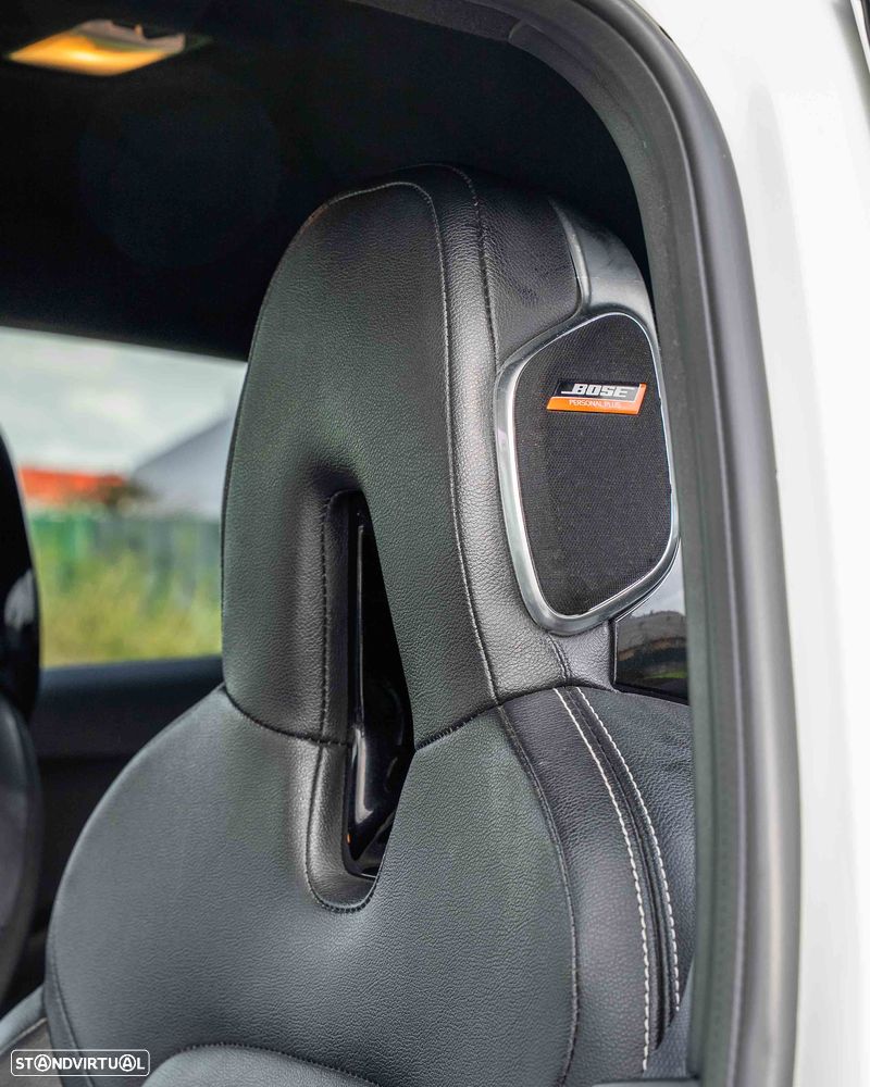 Nissan Juke 1.6 Hybrid Tekna - 13