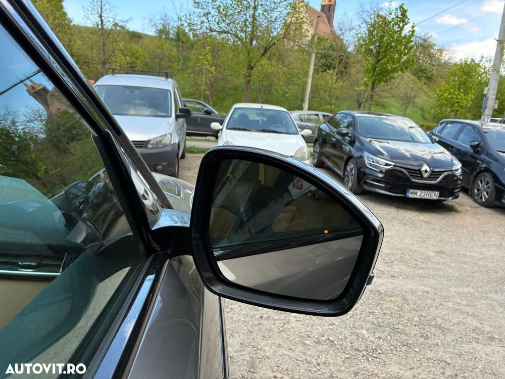 Land Rover Range Rover Velar 3.0 P400 MHEV Dynamic SE - 17