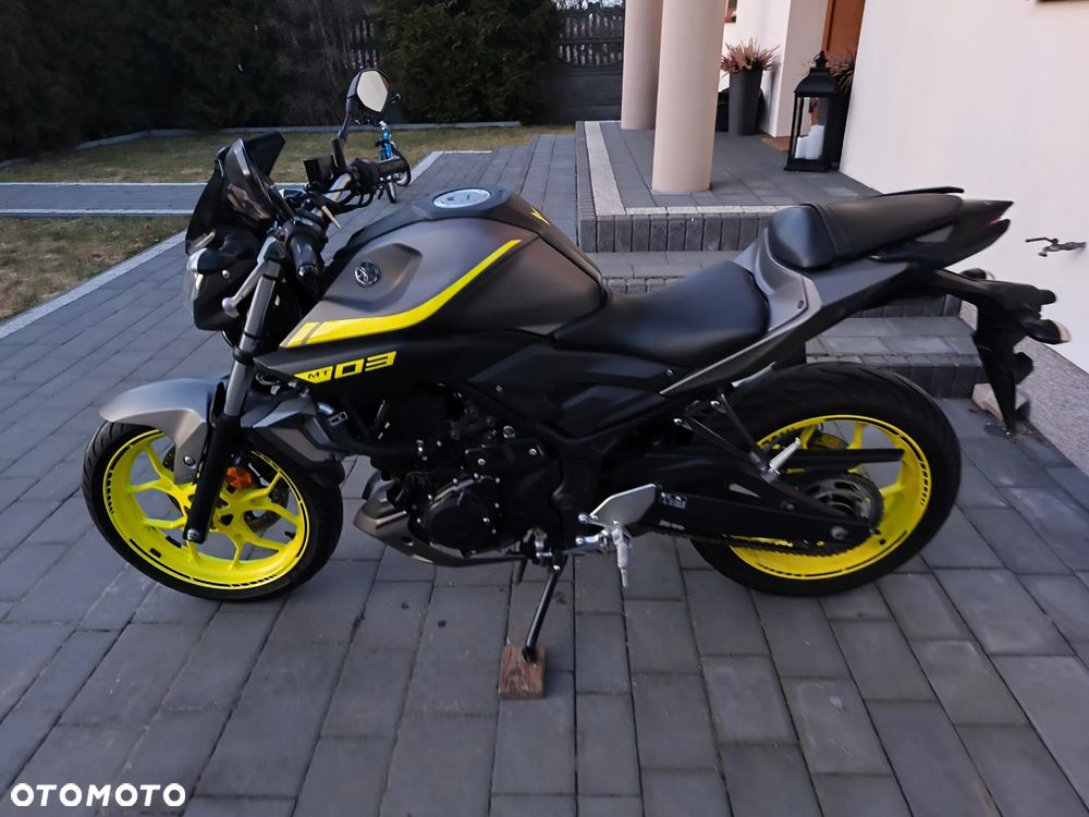 Yamaha MT - 5