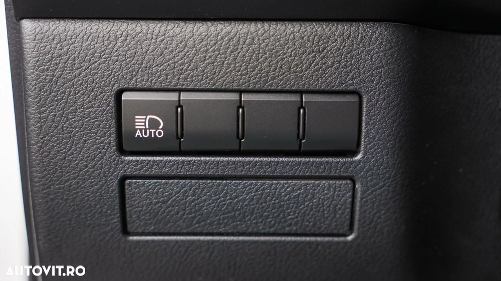 Lexus Seria NX 300 AWD Business - 26
