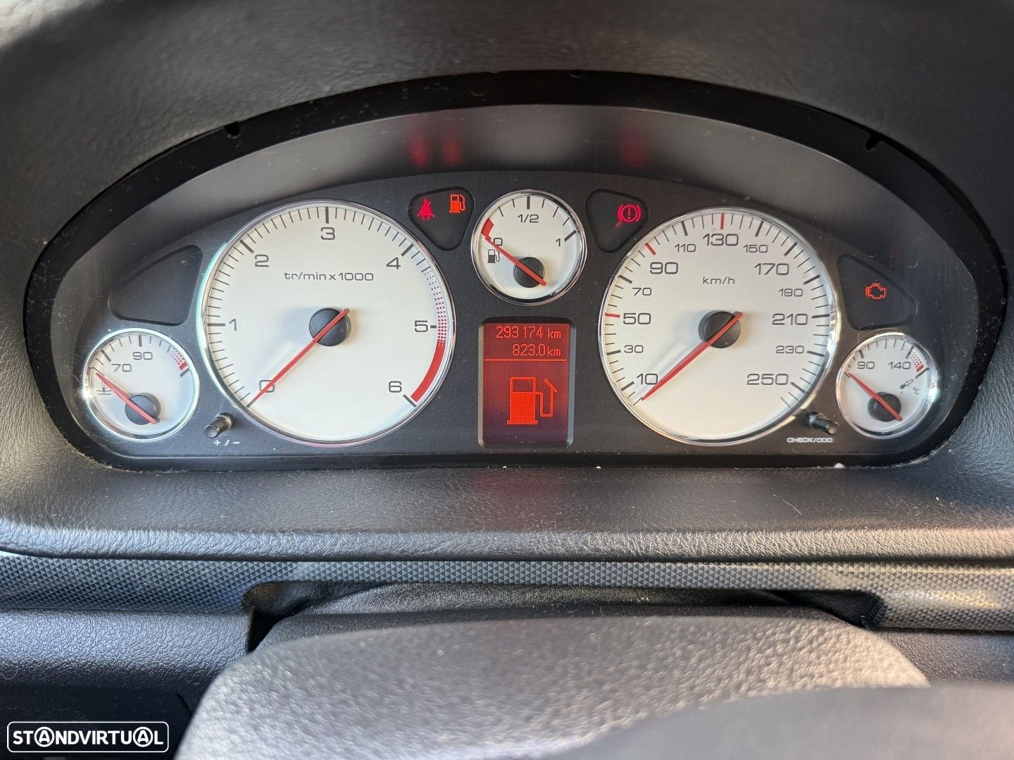 Peugeot 407 SW 2.0 HDi Navteq - 30