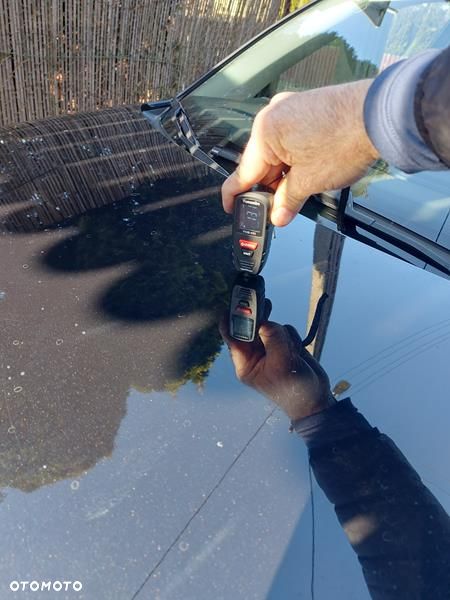 Volkswagen Tiguan 2.0 TDI DPF 4Motion BlueMotion Technology DSG Sport & Style - 25