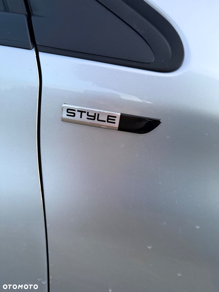 Peugeot 208 PureTech 82 Style - 15