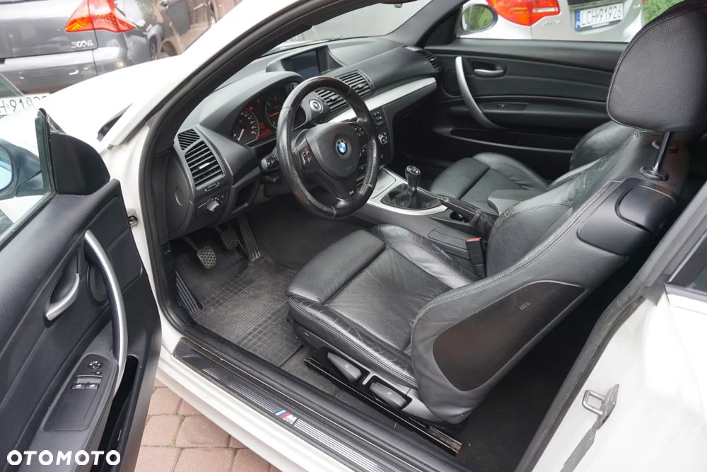 BMW Seria 1 - 22