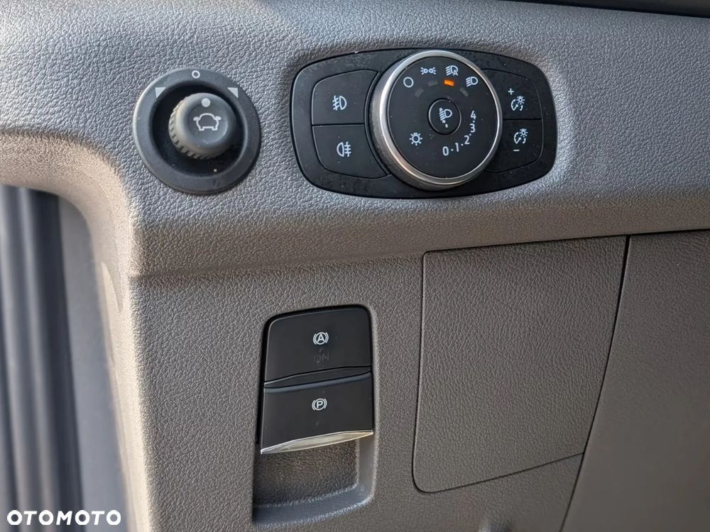 Ford Transit L3H2 Trend - 15