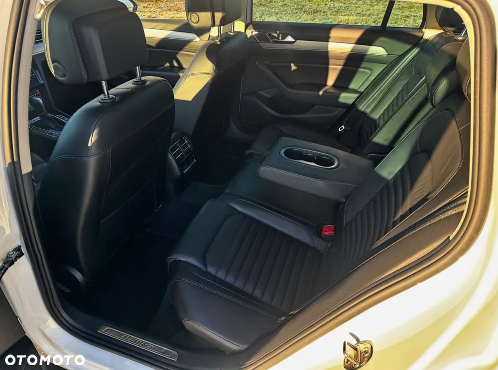 Volkswagen Passat Alltrack 2.0 TDI SCR 4Mot DSG - 5