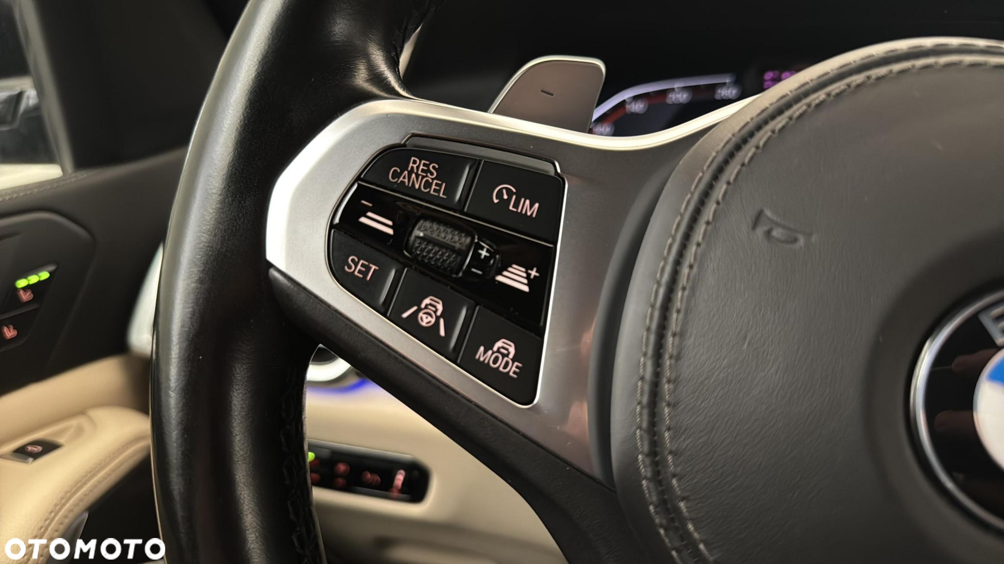 BMW X5 xDrive30d - 23