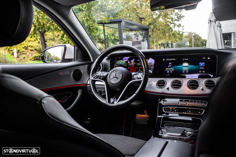 Mercedes-Benz E 300 de Avantgarde 4Matic - 33