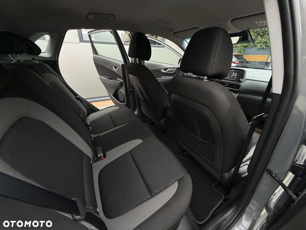 Hyundai Kona - 17