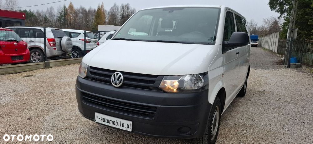 Volkswagen Transporter - 1