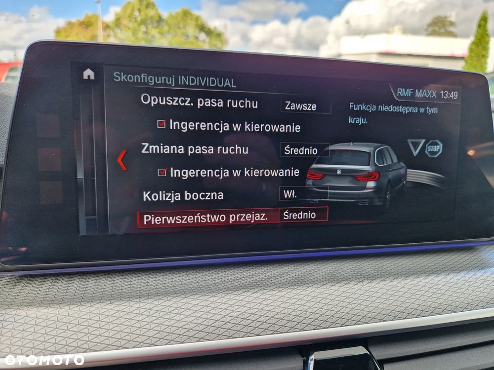 BMW Seria 5 530d Touring Sport Line - 39