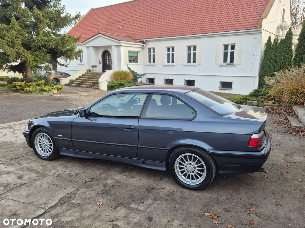 BMW Seria 3 - 25