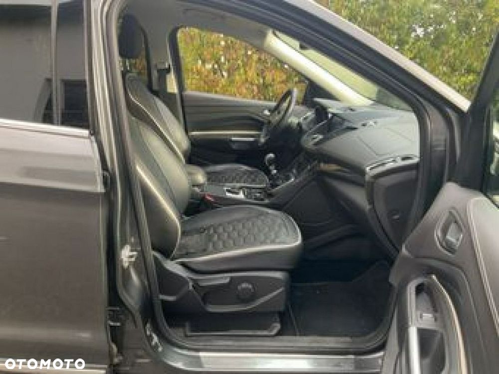 Ford Kuga - 16