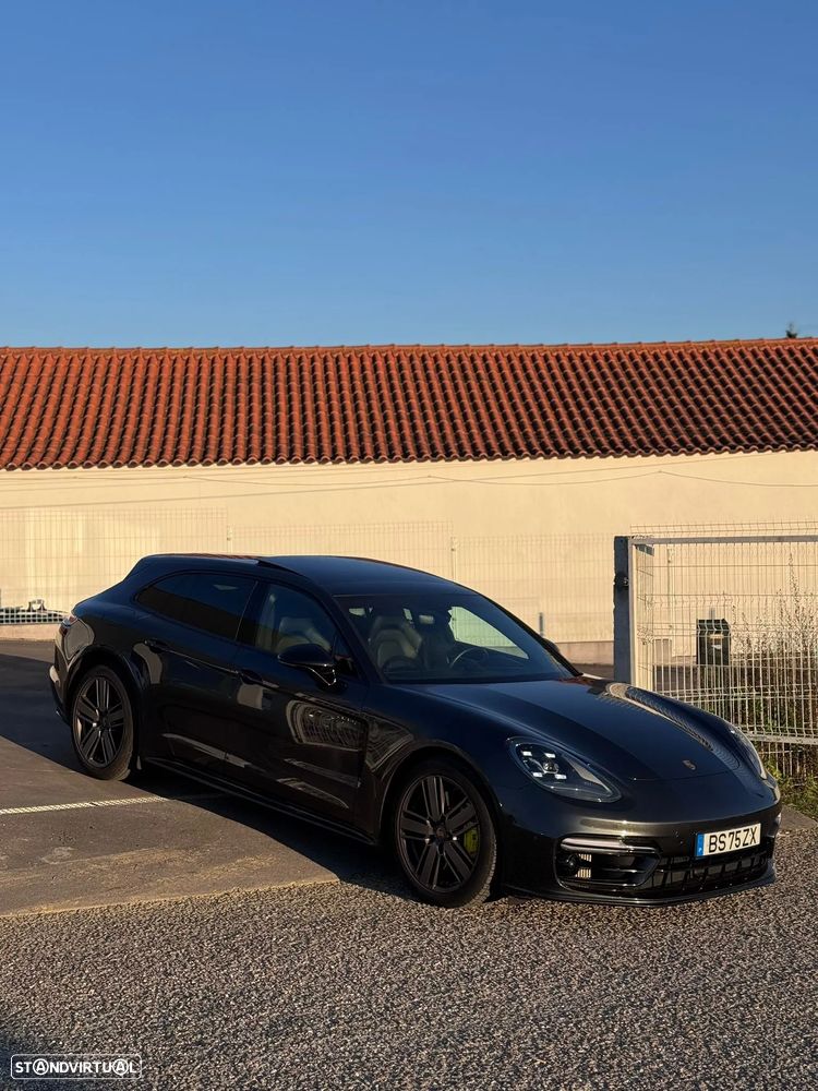 Porsche Panamera Sport Turismo 4 E-Hybrid Platinum Edition PDLS - 2