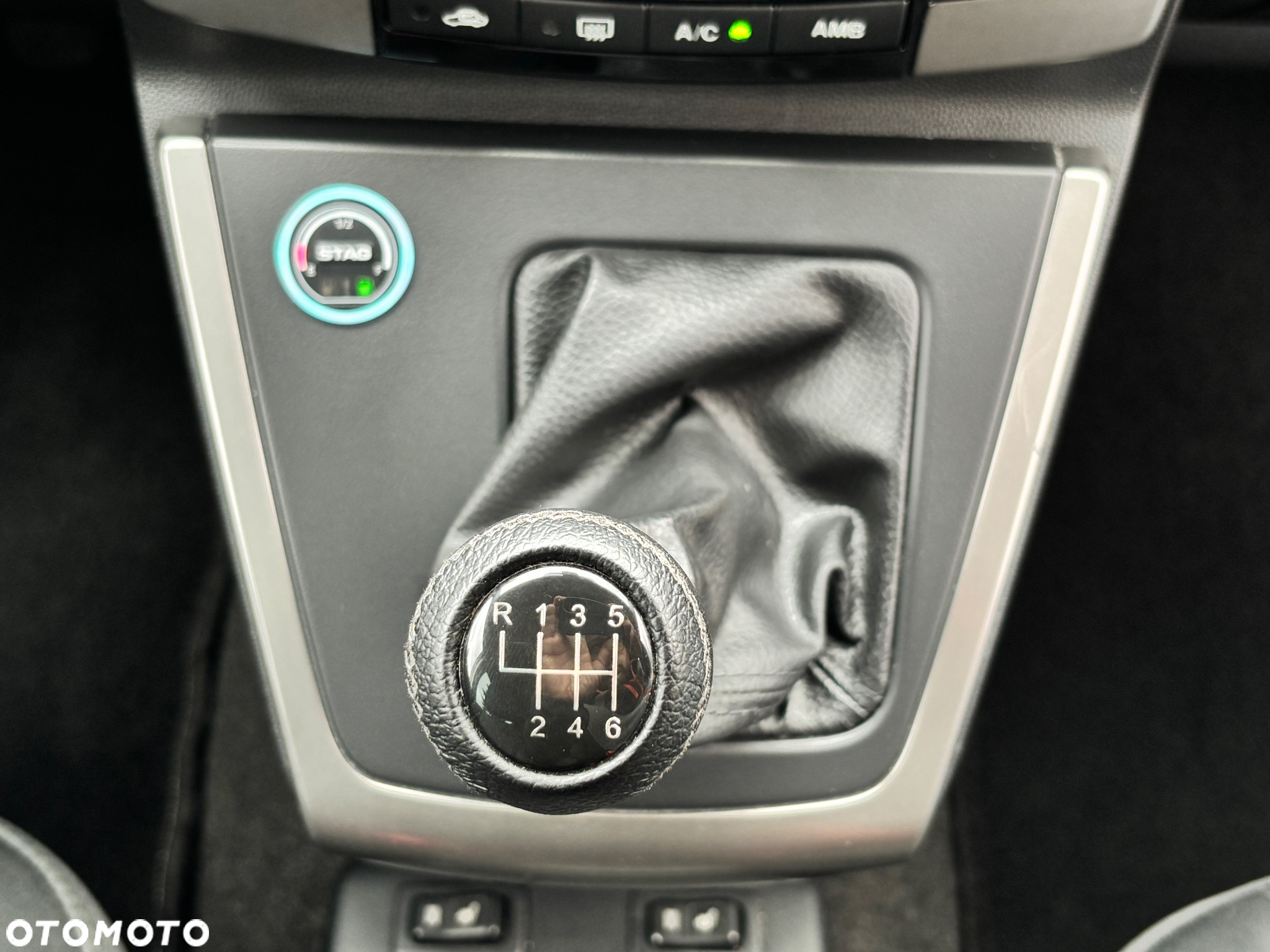 Mazda 5 2.0 Exclusive - 23