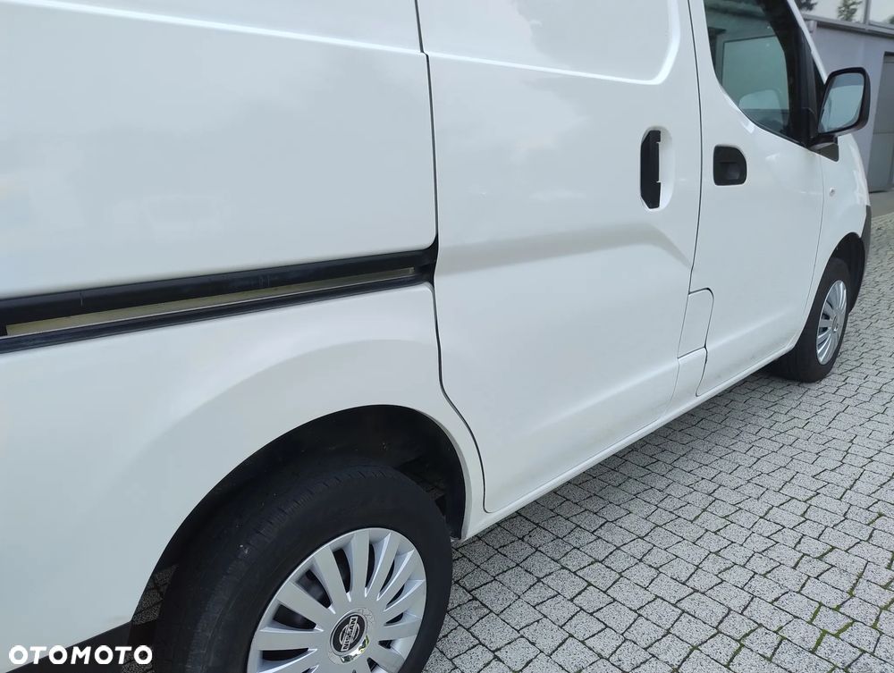 Nissan NV200 PO LIFT 1.5 DCI (90KM) 5-BIEGÓW FULL OPCJA KLIMA TEMPOMAT NAVI KAMERA STAN IDEALNY BEZWYPADKOWY SERWIS KM NIE MA RDZY ! ! ! - 26