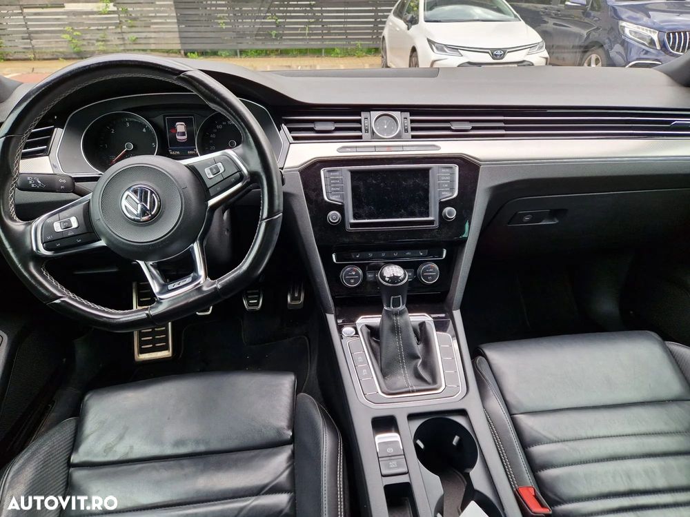 Volkswagen Passat 2.0 TDI SCR (BlueMotion Technology) Highline - 8