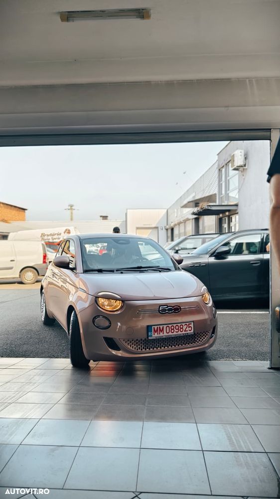 Fiat 500E Action - 6