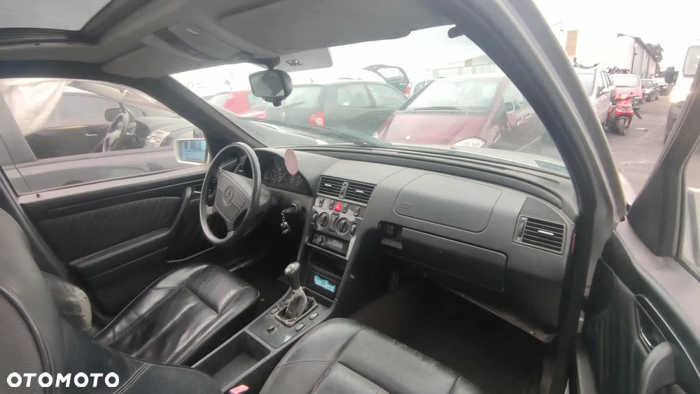 MERCEDES-BENZ KLASA C (W202) C 180 1995 1.8 122KM M 111.920, M 111.921 - 4