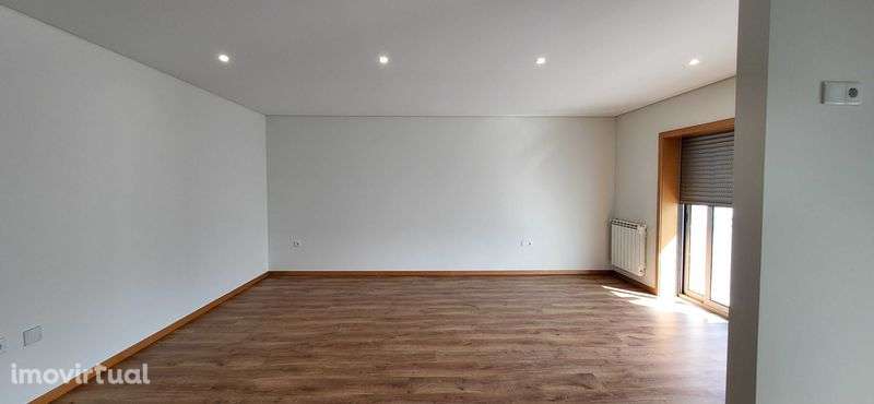 Apartamento t2 à venda na Rua 16 Espinho. - Grande imagem: 3/6