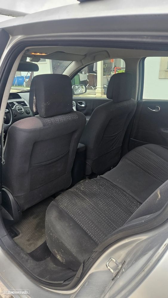 Renault Mégane 1.5 dCi Dynamique Luxe - 14